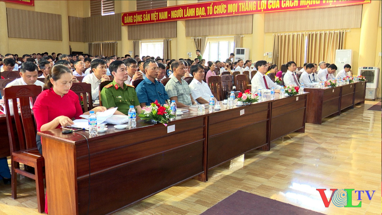 cac dai bieu du hoi nghi tai xa nam ly anh van son