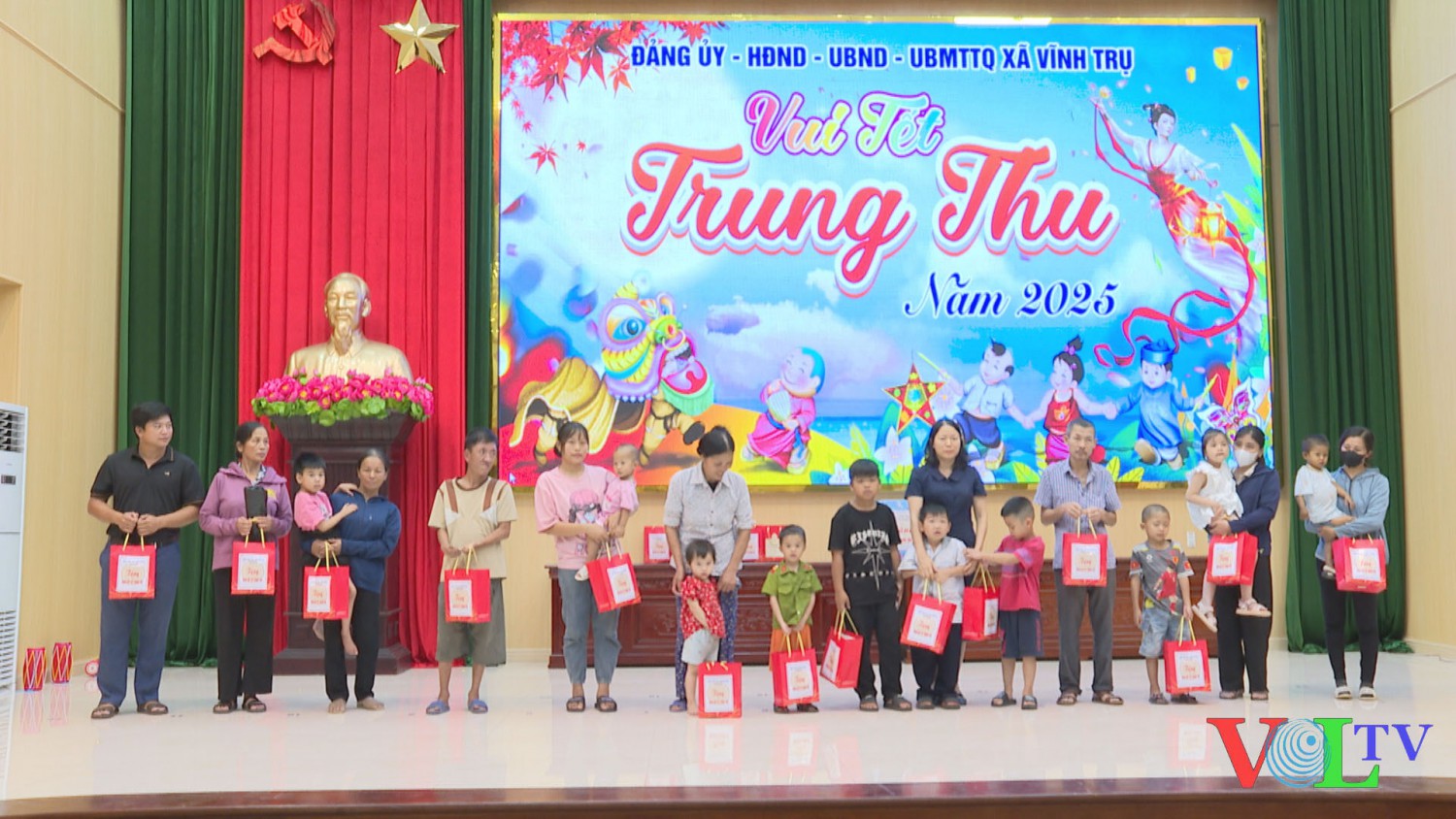 Xã Vĩnh Trụ tổ chức chương trình Vui tết Trung thu, năm 2025